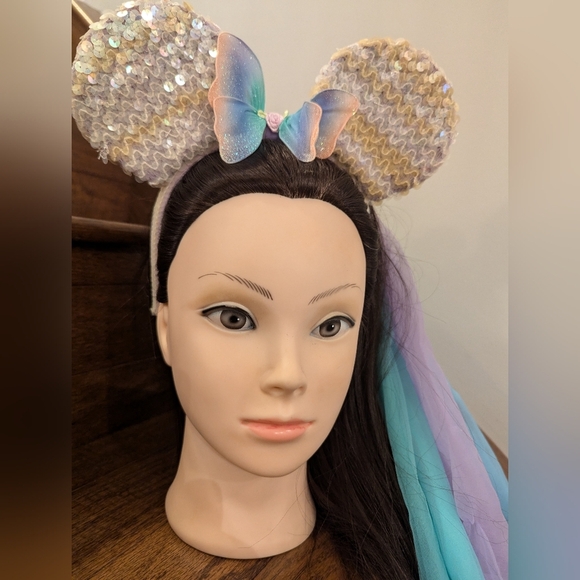 Minnie Mouse Disney Colorful sequin Headband with Long Tulle Ribbons OS - Picture 3 of 9